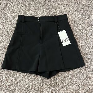 Zara Trouser Short in Black Size Small